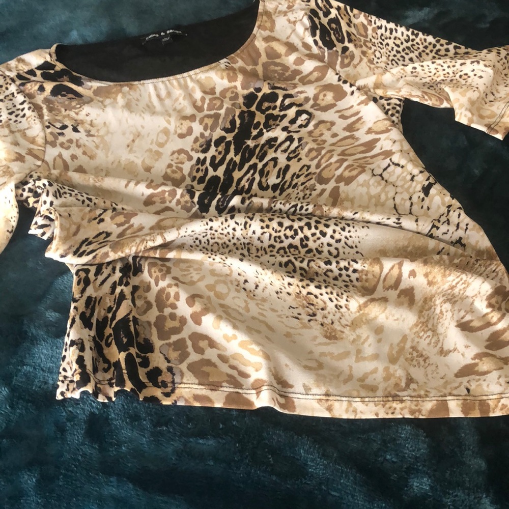 Women’s Cable & Gauge Animal Print Top L